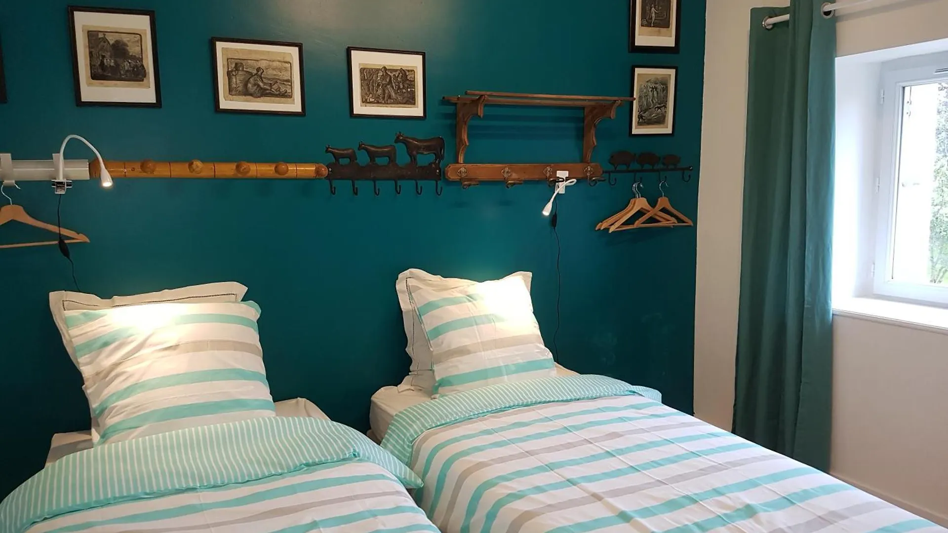 Holiday home Fermette Villa Plounevez-Lochrist France